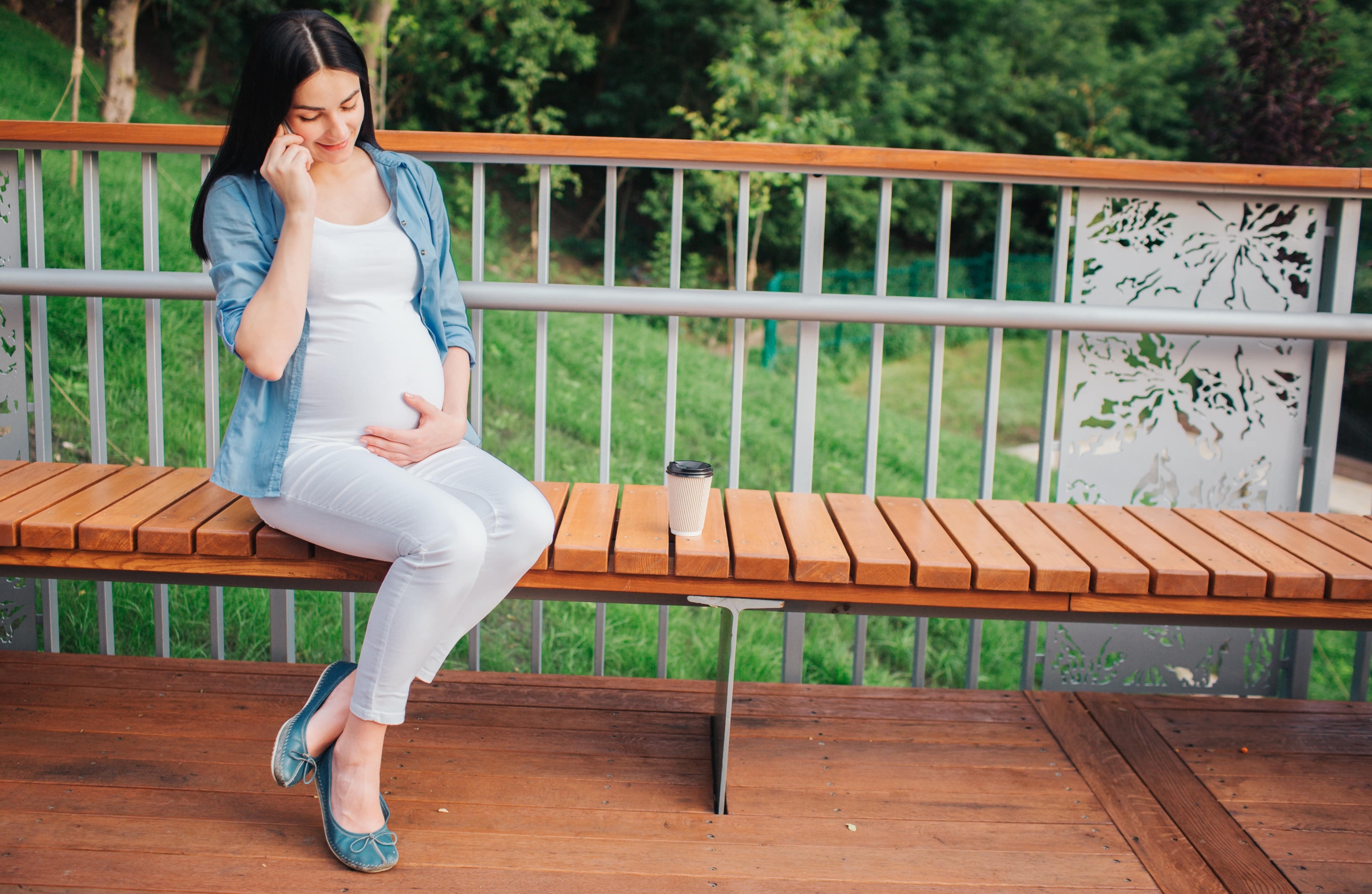 How To Create And Rock A Comfortable And Stylish Maternity Wardrobe — First  Thyme Mom