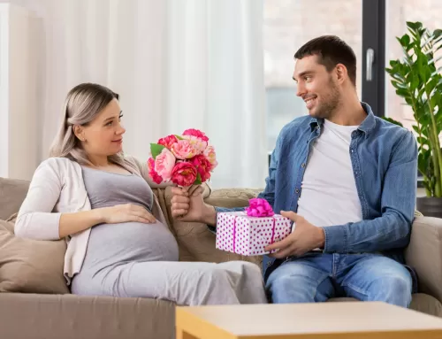 Top 11 Pregnancy gifts ideas for first time moms